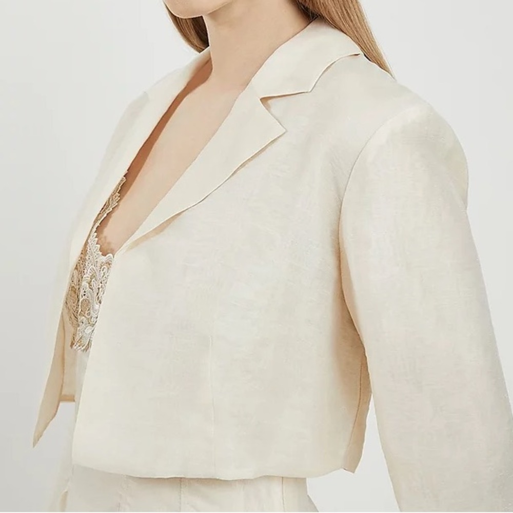 Karen Millen Cream Blazer with Notched Lapels